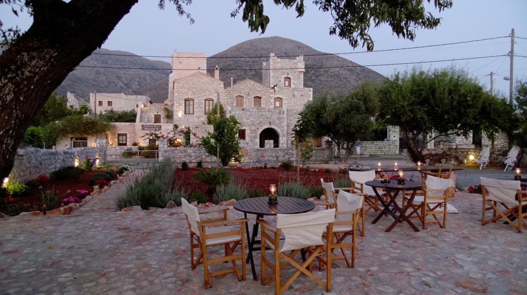 Katafigi Apartment Pyrgos Dirou Luaran gambar