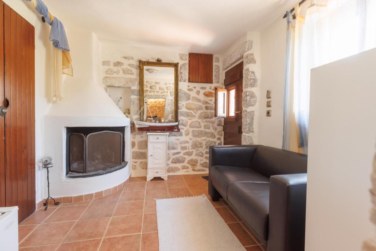 Katafigi Apartment Pyrgos Dirou Luaran gambar
