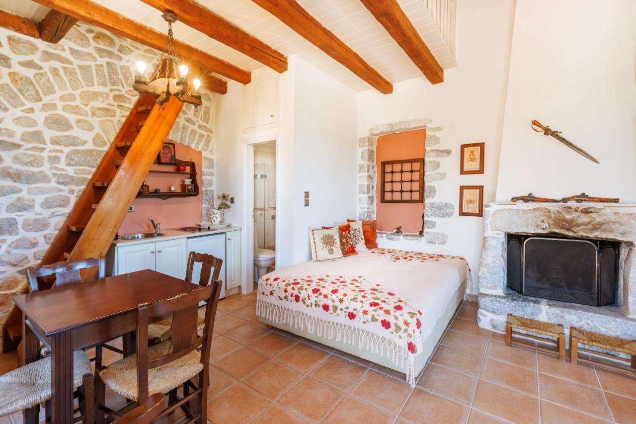 Katafigi Apartment Pyrgos Dirou Luaran gambar