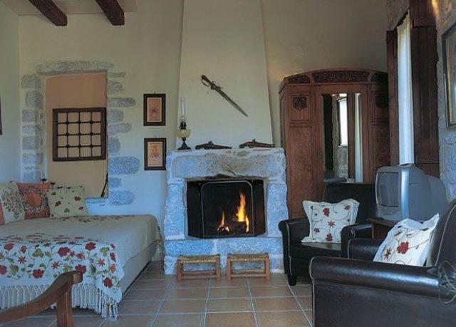 Katafigi Apartment Pyrgos Dirou Bilik gambar