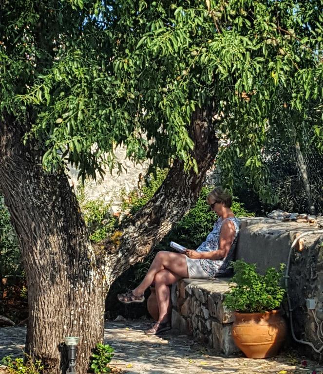 Katafigi Apartment Pyrgos Dirou Luaran gambar
